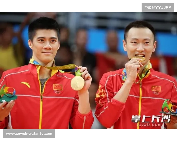 年轻球员羽超首秀紧张又兴奋，老将暖心鼓励