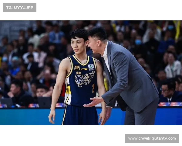 新赛季CBA实力分档解析：争冠梯队与季后赛边缘球队格局